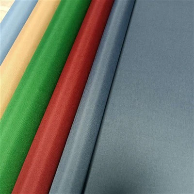 폴리에스터 폰지 원단은 스카프로 했을 때 어떤 드레이핑 효과를 냅니다.